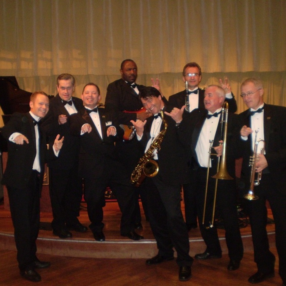 With my Queens Room posse on the Queen Vic