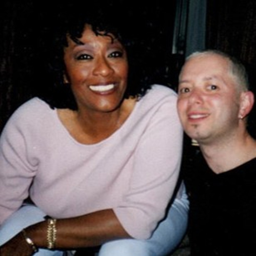 Hanging with my Pal Marlena Shaw after her show in Detroit. Down to earth and oh, so sassy she was. She always called me Puddin’